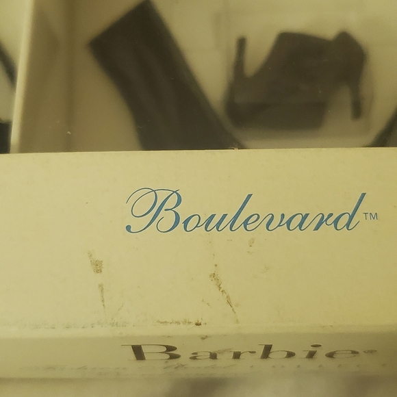 Barbie fashion model - Picture 3 of 3